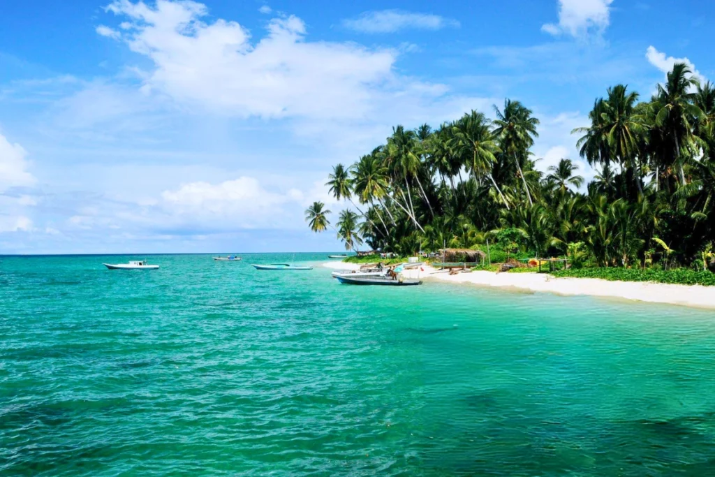 Private Trip Derawan + Labuan Cermin 4 Hari 3 Malam